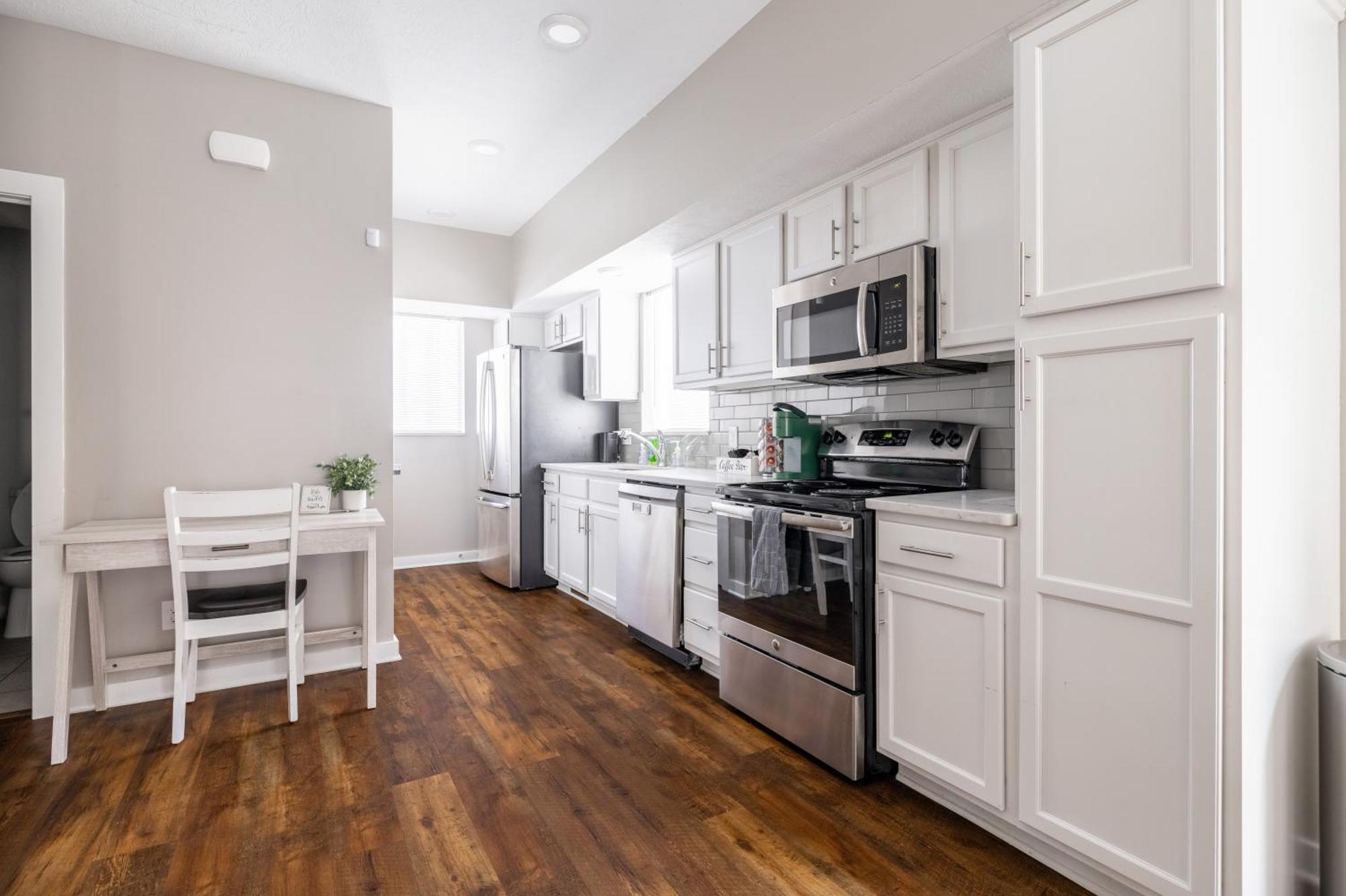 Luxury Downtown Townhome Unit 13 Cleveland Esterno foto