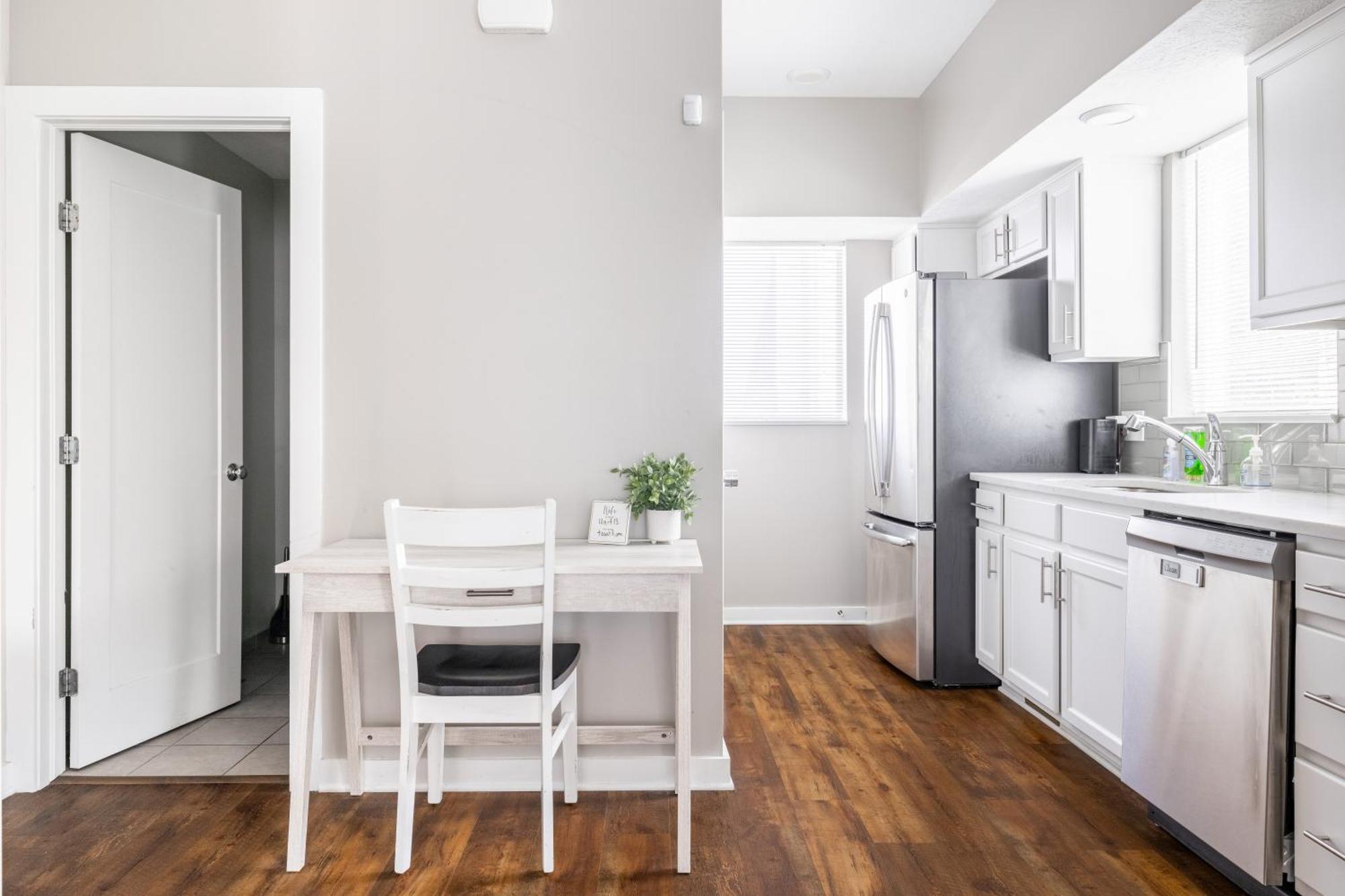 Luxury Downtown Townhome Unit 13 Cleveland Esterno foto