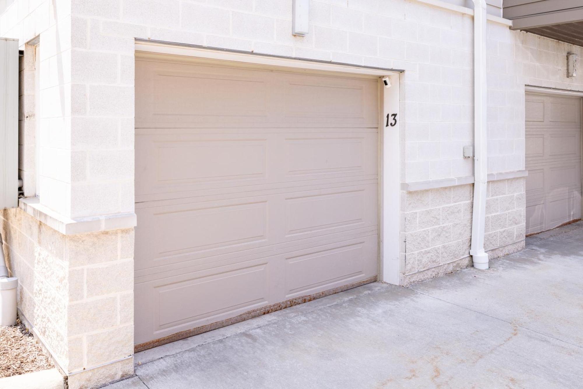 Luxury Downtown Townhome Unit 13 Cleveland Esterno foto